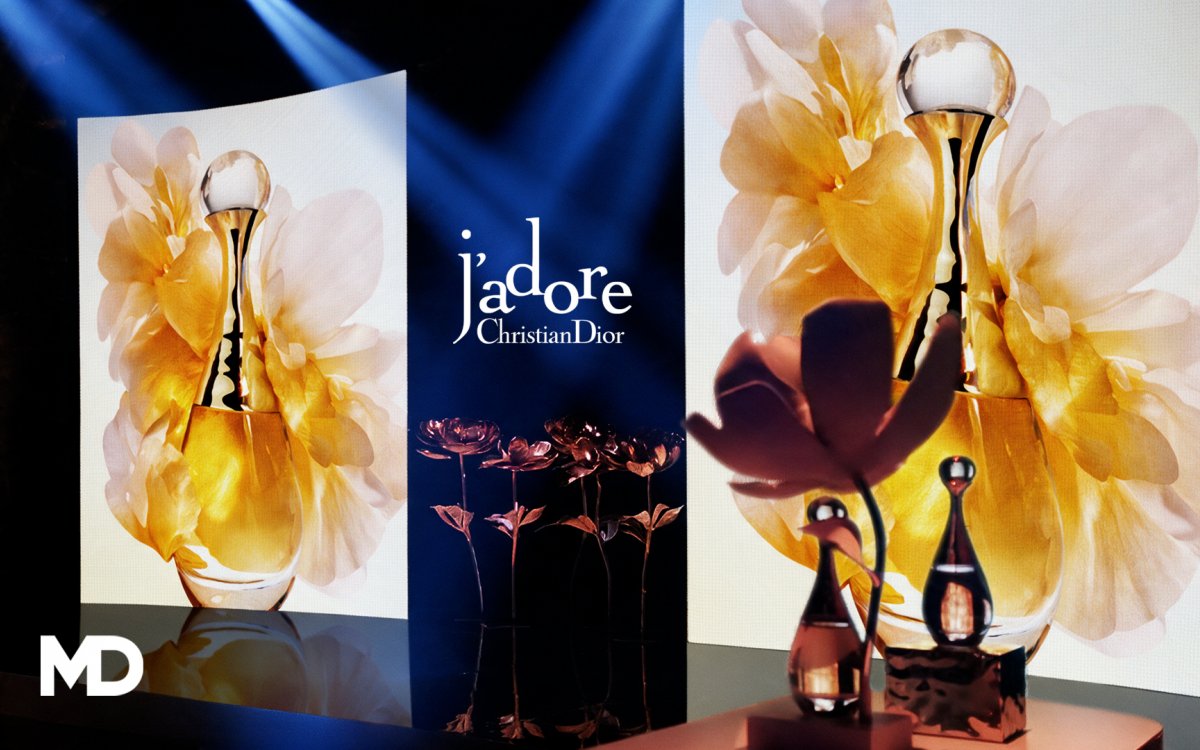 MD vertical and concave LED screens for L'Or de J'adore's audiovisual art